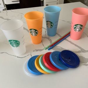 3 COLOR CHANGING CUPS (3 straws & 6 lids)
